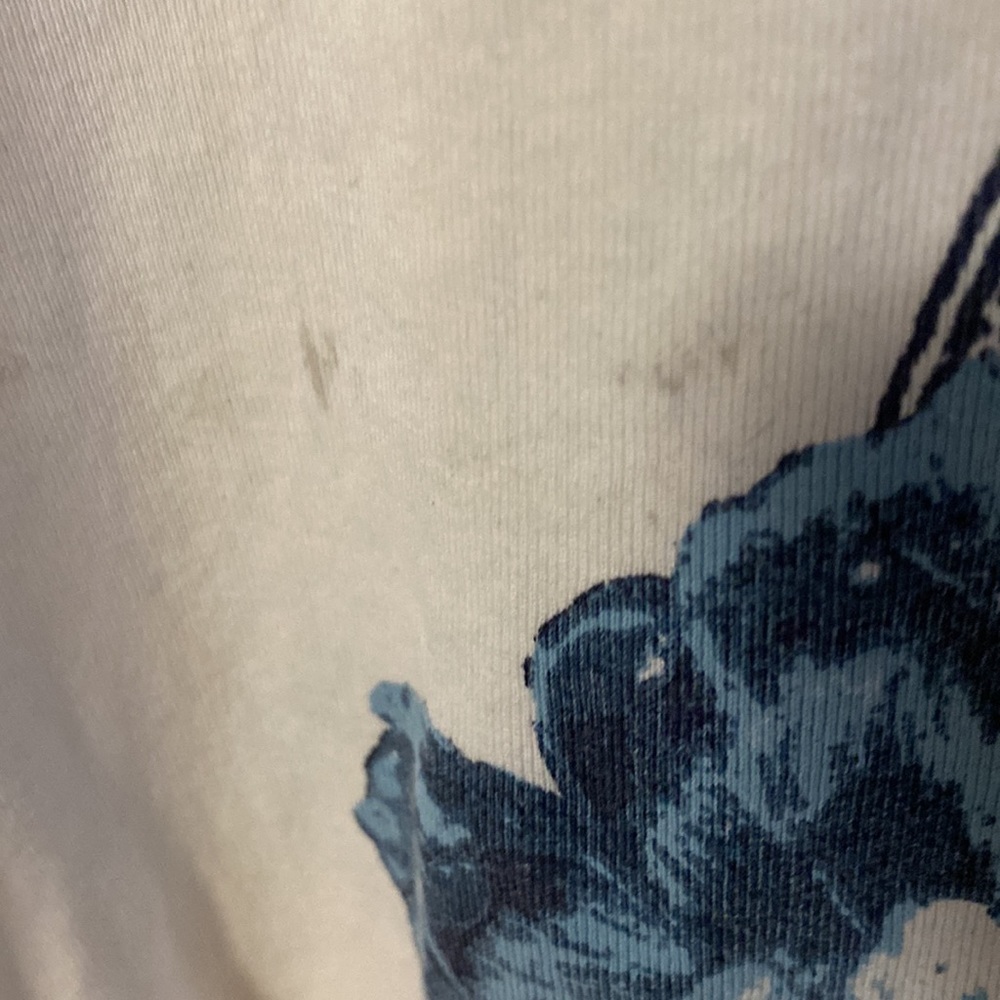 A woman’s blue and white sparkle t-shirt in XXL - Picture 4 of 6